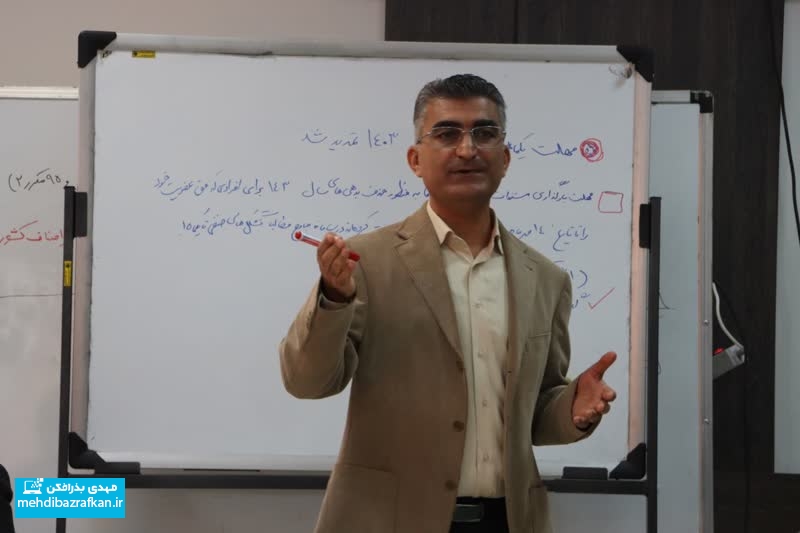 گزارش تصویری از دومین روز کارگاه خبرنویسی اتاق اصناف فارس 1 kargah10