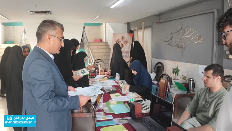 نابینایان،معلمانِ دیدن دوباره جهان/چشمان شان نمی بیند اما دل هایشان می درخشد 1 نابینایان،معلمانِ دیدن دوباره جهان/چشمان شان نمی بیند اما دل هایشان می درخشد